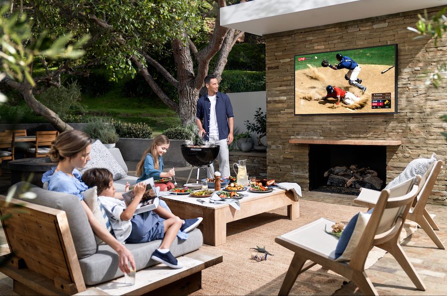 4 OUTDOOR LIVING DESIGN IDEAS FOR YOUR LAKE HOME 4 OUTDOOR LIVING DESIGN IDEAS FOR YOUR LAKE HOME